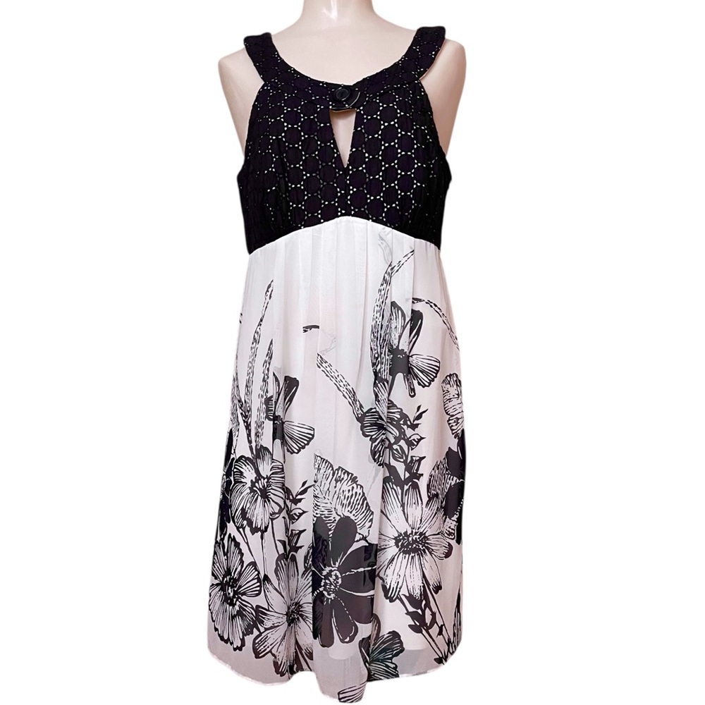Connected PETITE Eyelet Lace Button Keyhole Floral Print Chiffon Dress